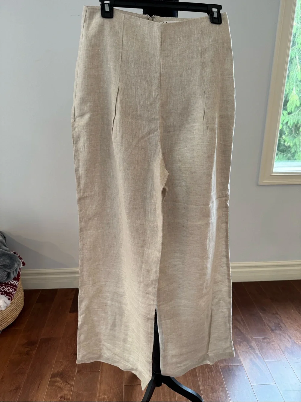 Reformation Cleo Linen two piece. Brand new never wore. No tags